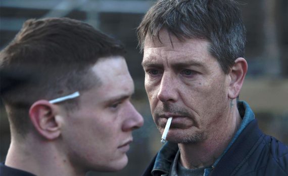 Les Poings contre les murs